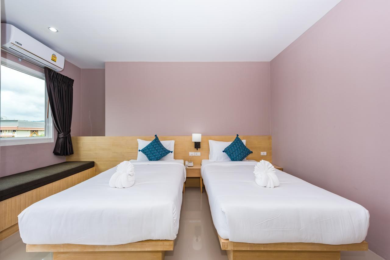 Royal Luxury Hotel Patong Extérieur photo